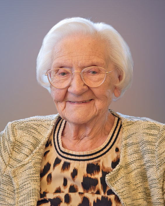 Julienne LUYTEN